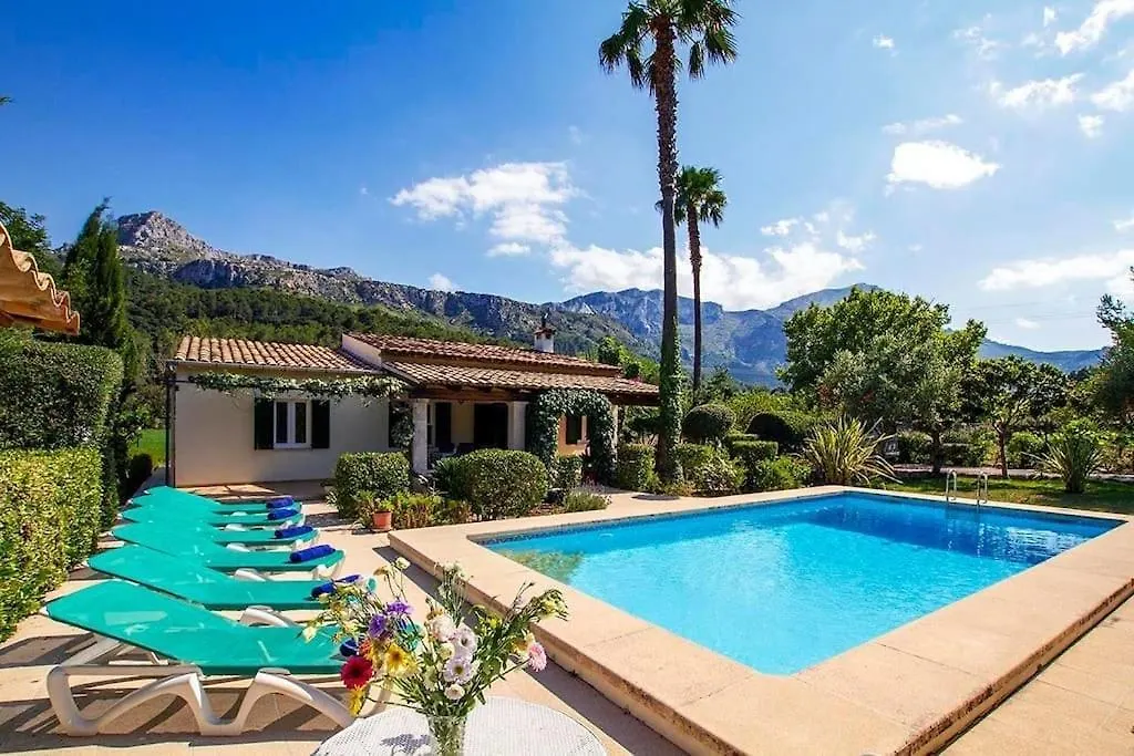 Fantastic Villa In A Quiet Area Near Pollensa By Renthousing 0*,